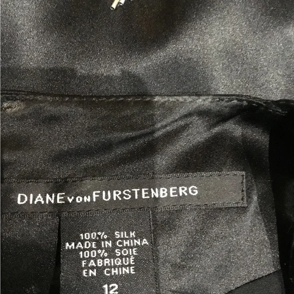 Diane von Furstenberg black silk Cold Shoulder cocktail dress - Picture 5 of 5